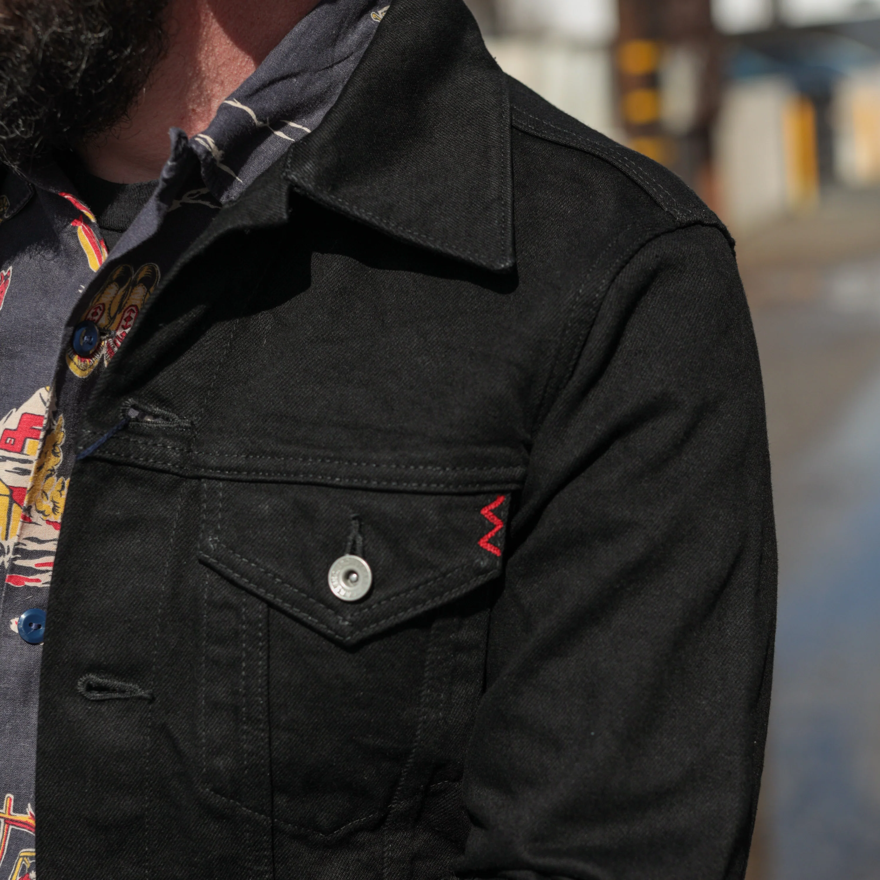 Iron Heart IHJ-86-BLK 14oz Selvedge Denim Modified Type III Jacket Black/ Black - Image 4