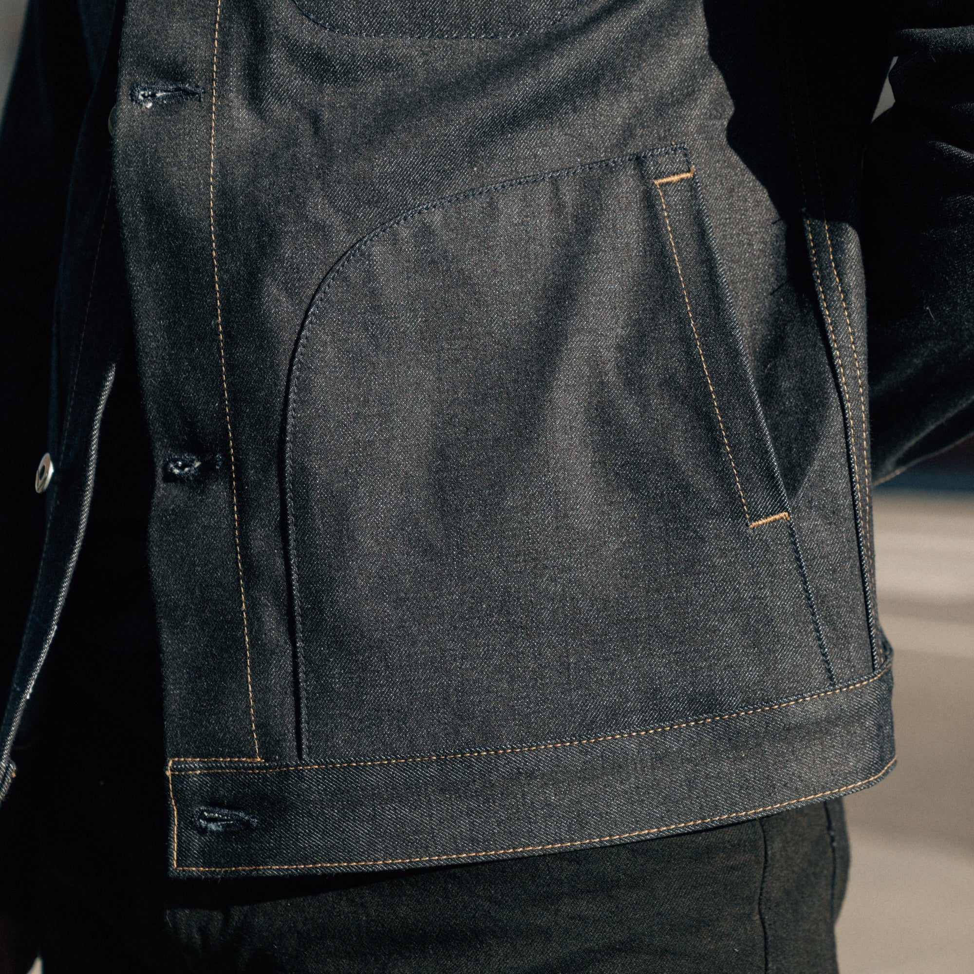 Rogue Territory 15oz Indigo Supply Jacket - Image 3